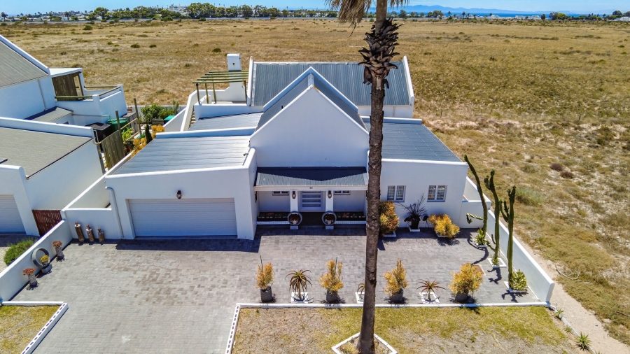 3 Bedroom Property for Sale in Lampiesbaai Western Cape
